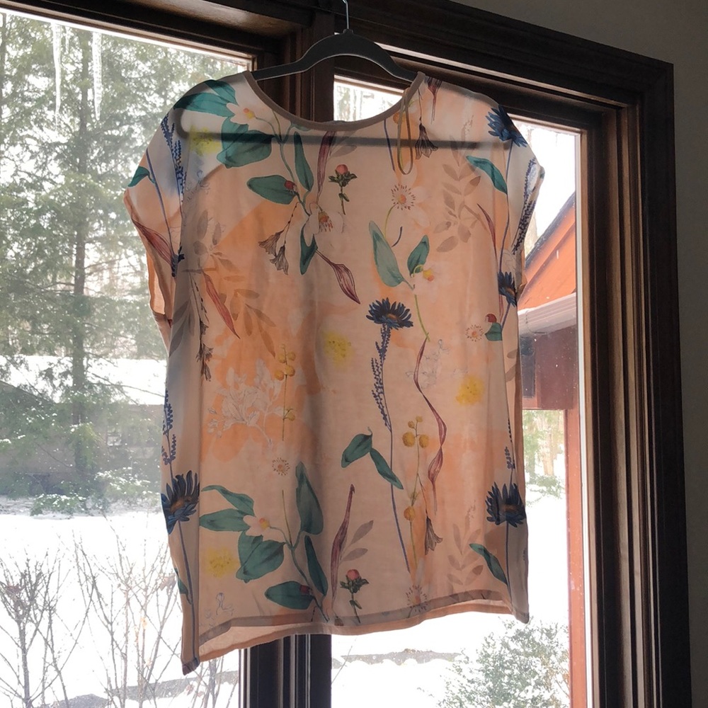 Zara Floral Print Tee Shirt L